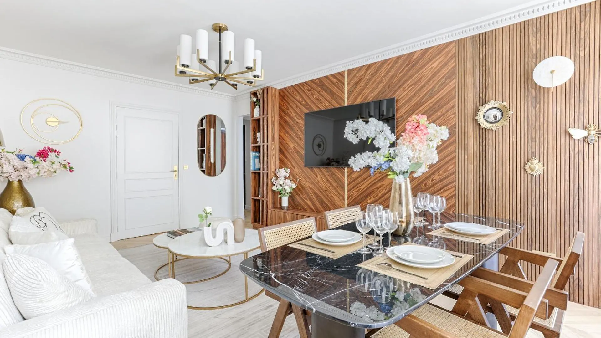 Stunning 2 Bedroom At Montparnasse Paris France